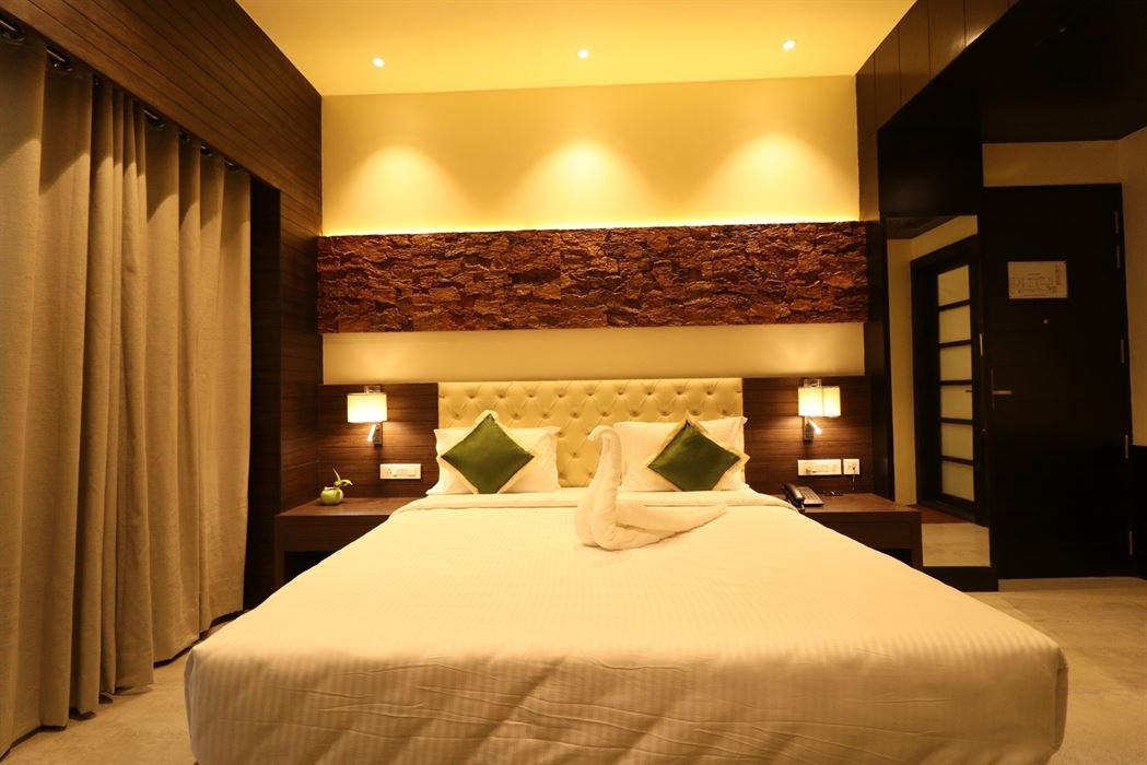 Mass Image Compressor Compressed this image. https://sourceforge.net/projects/icompress/ with Quality:80